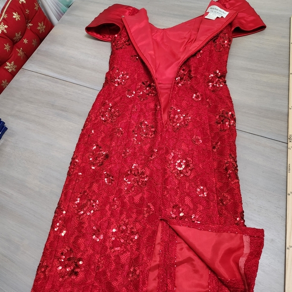 Red Morton Myles Sequin Off-Shoulder Satin Bow Dress Size 6 Gorgeous - Picture 6 of 8